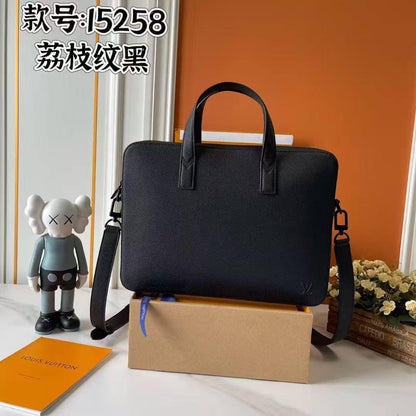 Prada - LV
Master Bags ++++
For Price 👇 WTSP Text Zain 0568585901

Zain153
♥️♥️♥️