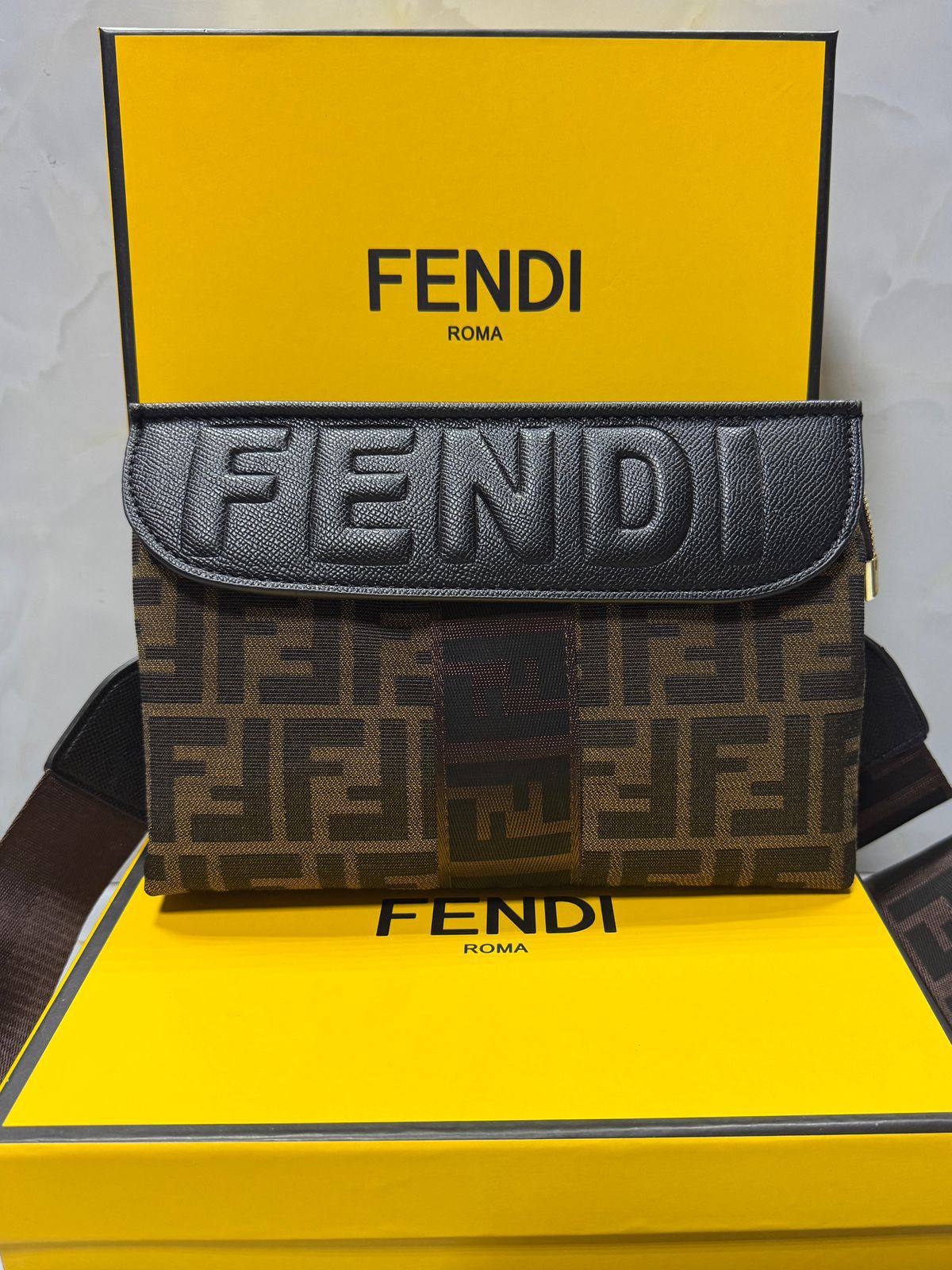 Dior
Fendi
Gucci

Withbox

85 dhs🇦🇪🇦🇪

Zain136
Zain50
♥️♥️♥️