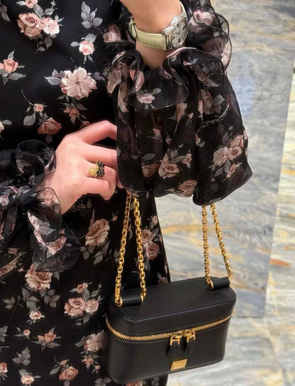 D&G
100 dhs✅
Good-quality

with box🎁🎁🎁

Zain35
♥️♥️♥️
