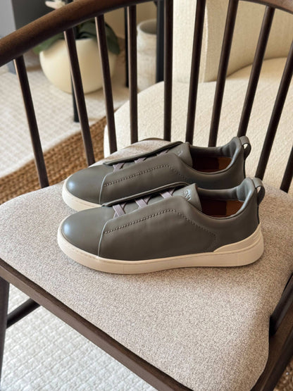 ZEGNA SNEAKERS 

AAA QUALITY

 SIZE:40 to 46 

500 dhs🇦🇪🇦🇪

Zain185
♥️♥️♥️