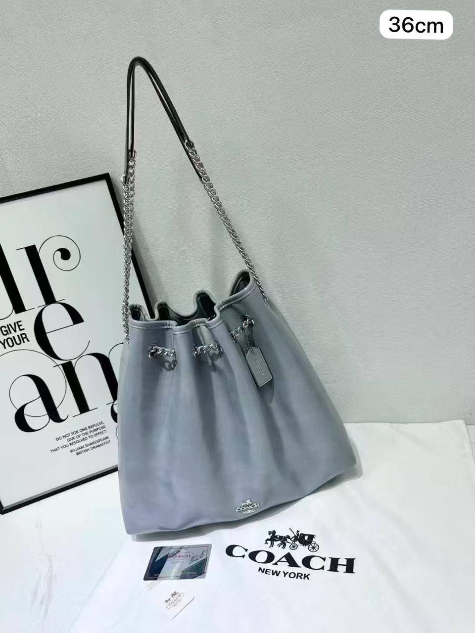 💖 Coach Evelyn
1️⃣ First quality
Size : 36 * 32 cm
100 dhs🇦🇪🇦🇪

Zain115
♥️♥️♥️