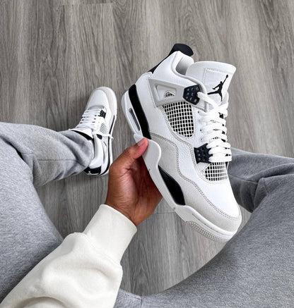 Air Jordan 4 Retro "Military Black"🤍
36-45 AVAILABLE 
180 dhs🌺

Zain242
♥️♥️♥️