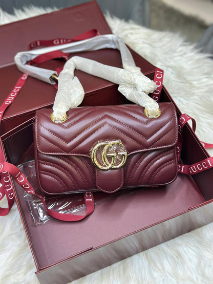 New Arrival 😍
Gucci GG Marmont shoulder bag🥀
Same original Quality 💯💯

For Price 👇 WhatsApp✅
0568585901 
0507557372
0552275751 Owner Zain 👌

 Zain71
♥️♥️♥️