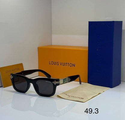 NEW CAMING SUNGLASSES 
GOOD QUALITY 
50 dhs🪙🌨️

Zain40
♥️♥️♥️