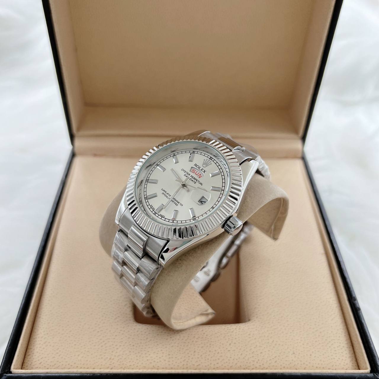 New stock 
Ladies Watch
60 dhs💛

Zain45
♥️♥️♥️