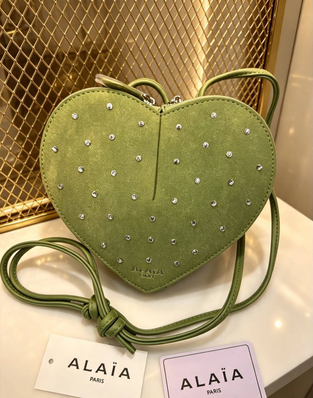 Alaia


100 DHS🇦🇪

Zain169
♥️♥️♥️