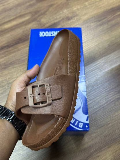 Birkenstock
Size 36 TO 41
95 dhs✅

Zain183
♥️♥️♥️