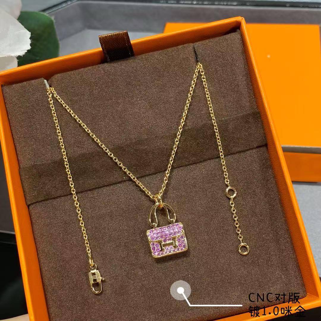 Hermes NECKLACE 
65 dhs🪙🌨️

Zain89
♥️♥️♥️