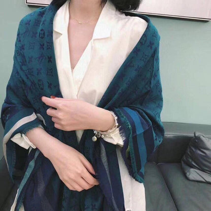 Cotton scarf 

55 dhs❣️

Add Box 🎁
15 DHS❣️

Zain93
♥️♥️♥️