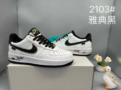 Nike

40 to 45 

100 dhs🇦🇪🇦🇪🇦🇪

Zain27
♥️♥️♥️