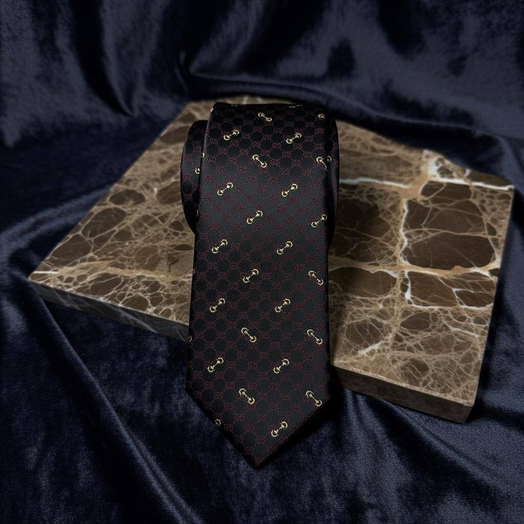 TIE

*MASTER QUALITY*

190 dhs🌺

Zain202
♥️♥️♥️