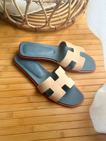 Hermes
AA Quality
𝗦𝗶𝘇𝗲: 𝟯𝟲 𝘁𝗼𝗼 𝟰𝟭 
450 dhs🇦🇪🇦🇪

Zain303
♥️♥️♥️