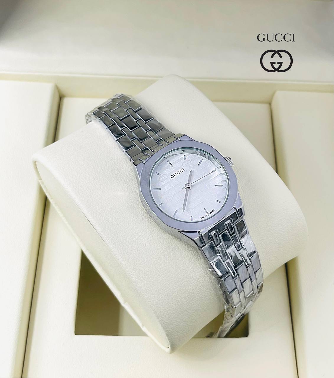 Gucci - Cartier
*Ladies*
55 dhs🪙🖤

Zain29
♥️♥️♥️