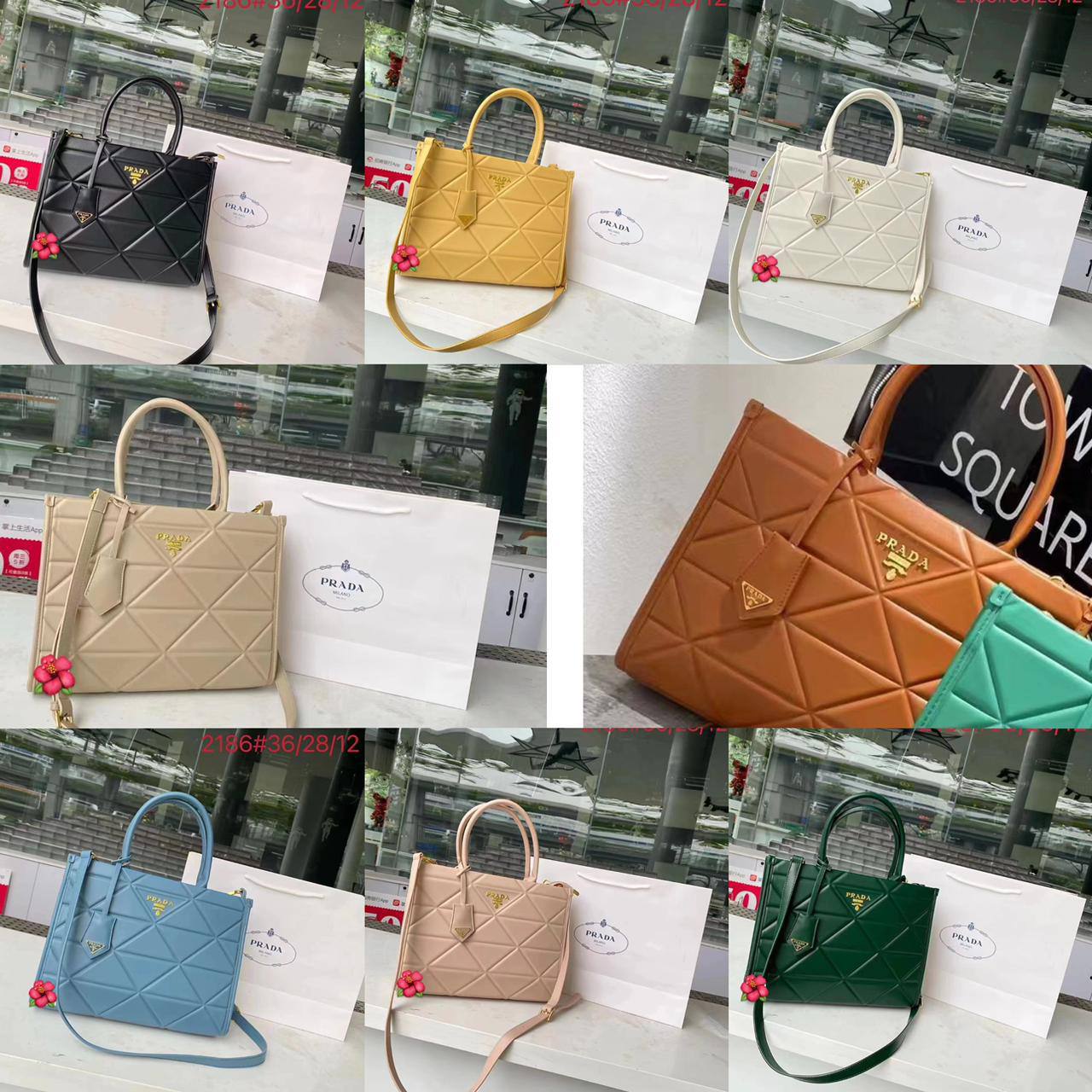 LV - Prada
110 dhs🌺

Zain143
♥️♥️♥️