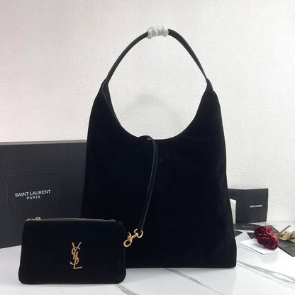 YSL
 GOOD QUALITY 
120 dhs✅

Zain39
♥️♥️♥️