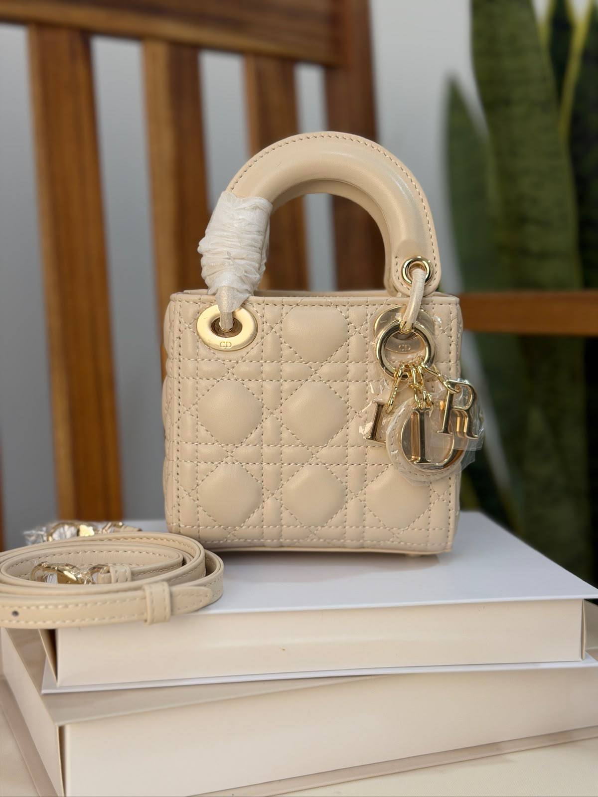 Dior💫
Super master quality ⚡️
Original Packing 🎁
Micro size📏

For Price 👇 WhatsApp✅
0568585901 
0507557372
0552275751 Owner Zain 👌

Zain321
♥️♥️♥️