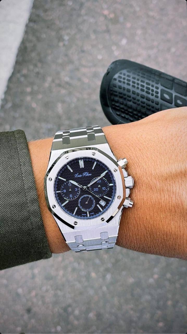 Louis Hilano 
watch for men good quality 
260 dhs❣️

Zain59
♥️♥️♥️