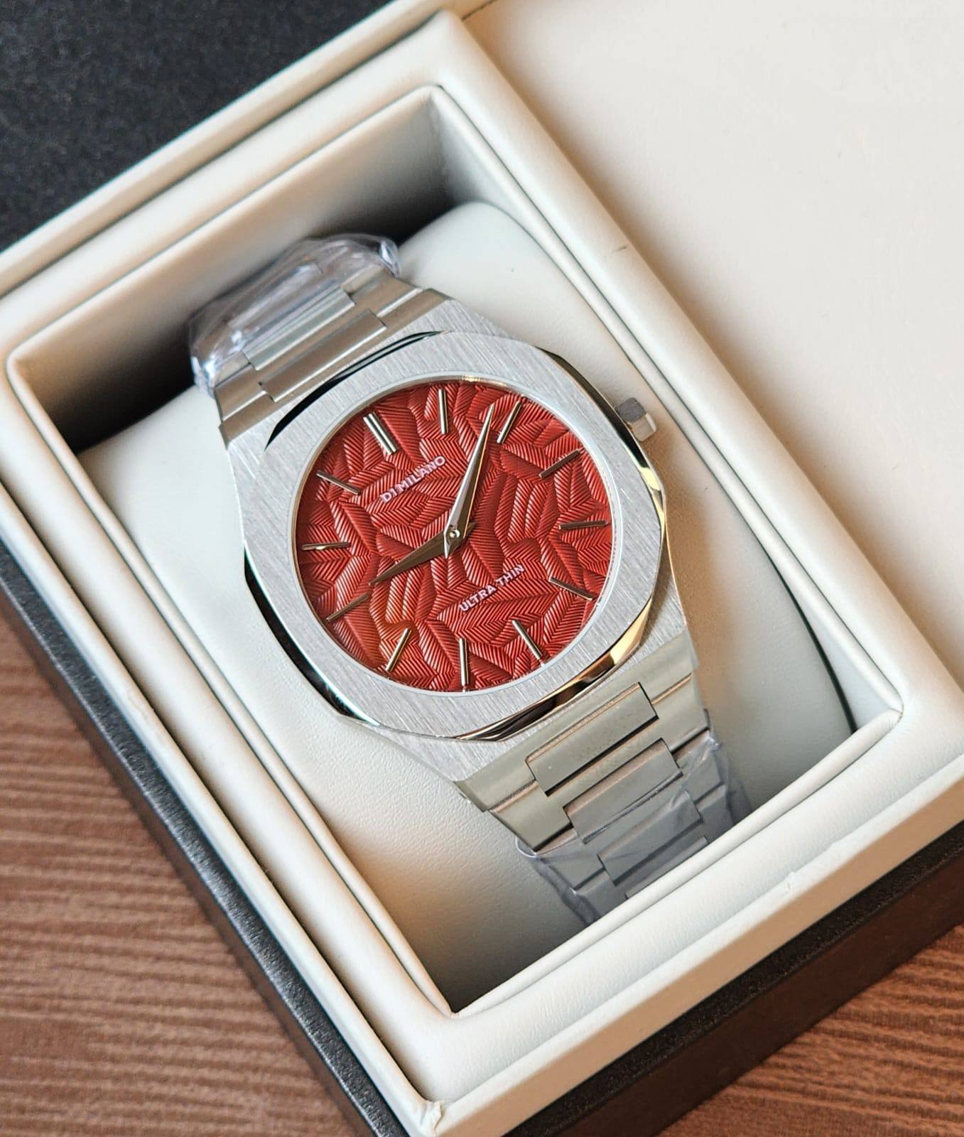 D1 Milano watch for men 
good quality 
260 dhs❣️

Zain59
♥️♥️♥️