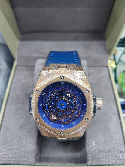 Super Master Xxx
Hublot master 
900 dhs✅,🥰👍

Zain25
♥️♥️♥️