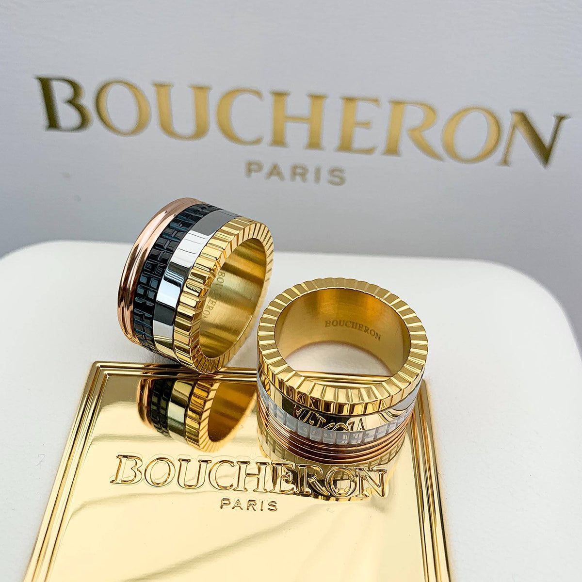 BOUCHERON 😍
Ring 💍 available size👇
6,7,8,9
Master quality 💯
With normal boxes 📦 
45 dhs🇦🇪🇦🇪

With master box
125 dhs🇦🇪🇦🇪

Zain216
♥️♥️♥️