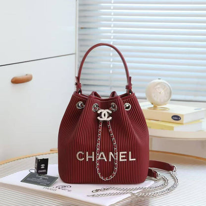 Chanel  
Good quality 
100 dhs✅

Zain232
♥️♥️♥️