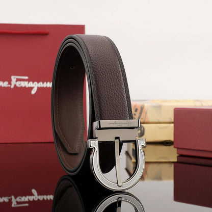 Feragamo

Master quality

320 dhs🇦🇪🇦🇪

Zain164
♥️♥️♥️