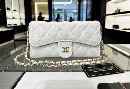 Chanel
80 dhs✅
with box
🎁🎁🎁

19/3/10

Zain07
♥️♥️♥️