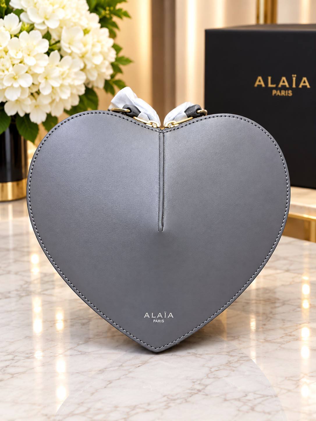 Alaia new collection ❤️
supper master quality 💯✨
Available 💯❤️

For Price 👇 WhatsApp✅
0568585901 
0507557372
0552275751 Owner Zain 👌

Zain252
♥️♥️♥️