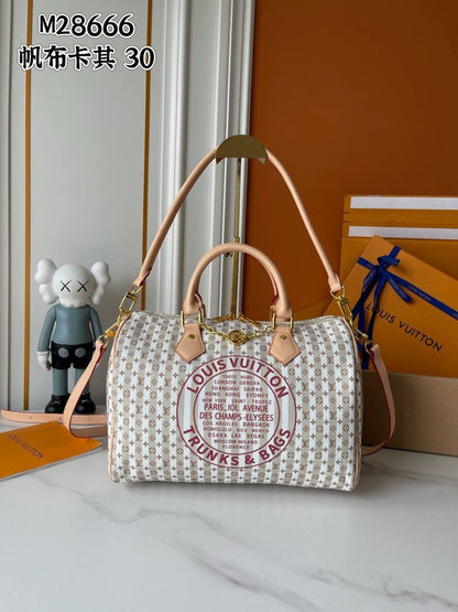 Lv Speedy 
Master🌺🌺
30cm
270 dhs✅

Zain114
♥️♥️♥️