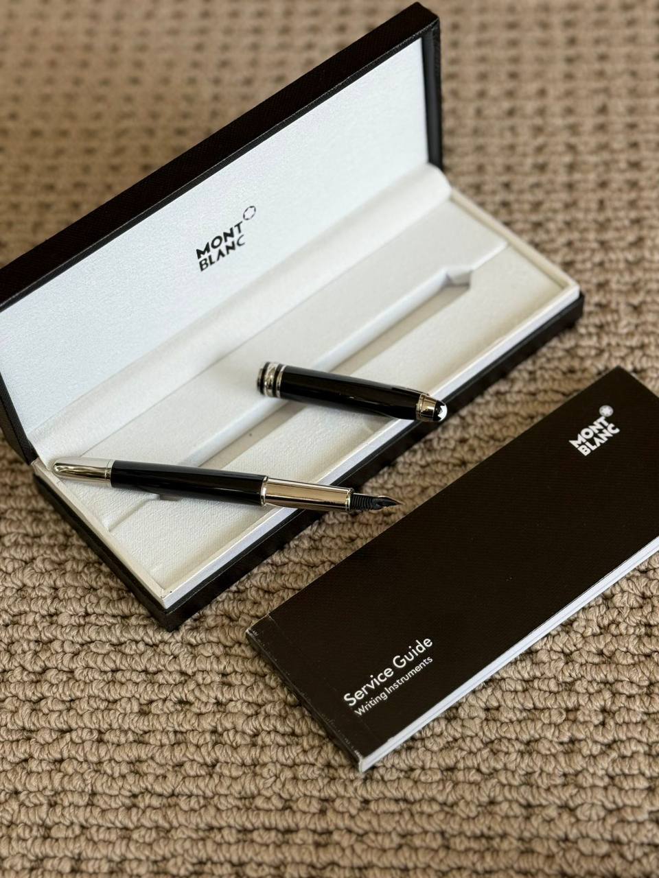 *NEW COLLECTION* 
*PEN 🖊️*
*SUPER MASTER QUALITY*
190 dhs✅

Zain179
♥️♥️♥️