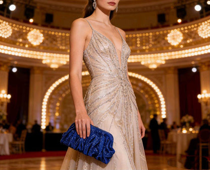 Alexanderwang Banquet bag 
copy one 
with box 
170 dhs✅

Zain295
♥️♥️♥️