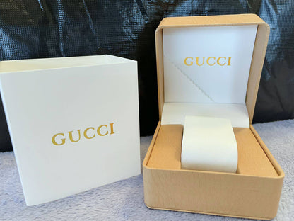 Watches Boxes
10 dhs🌺

Zain31
♥️♥️♥️