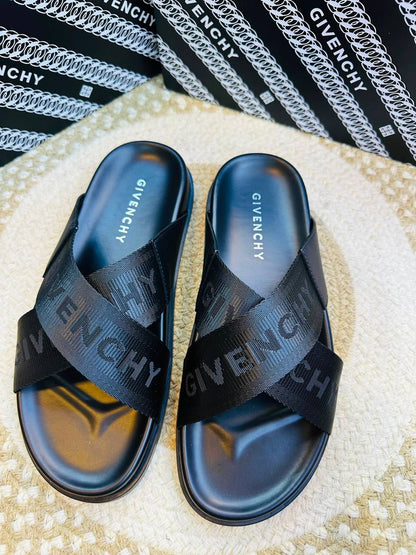 Givenchy - D&G - Dior
Size 40-46 
210 dhs✅
High Quality

Zain132
♥️♥️♥️