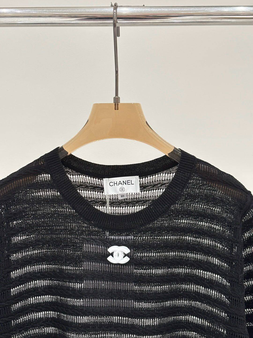*New collections*                                                
CHANEL
*Super Master quality*
*Sizes: S M L* 
380 dhs✅

Zain308
♥️♥️♥️