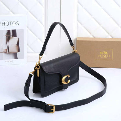 Coach 

105 dhs🪙🌨️
With box 
🎁🎁🎁

Zain253
♥️♥️♥️
