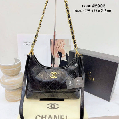 CHANEL ʟᴏᴏᴘ ʜᴏʙᴏ
sʜᴏᴜʟᴅᴇʀ ʙᴀɢ
ǫᴜɪʟᴛᴇᴅ ʟᴀᴍʙsᴋɪɴ
ɢʟᴏssʏ ʟᴇᴀᴛʜᴇʀ
ʜᴀs ɢᴏʟᴅ ᴄʜᴀɪɴ ʙᴇʟᴛ
ᴀɴᴅ ʟᴏɴɢ ʙᴇʟᴛ sᴛʀᴀᴘ
ɢᴏʟᴅ ʜᴀʀᴅᴡᴀʀᴇ
sɪᴢᴇ : 28 cm
ᴡɪᴛʜ BOX
🎁🎁🎁

80 dhs🌺

Zain31