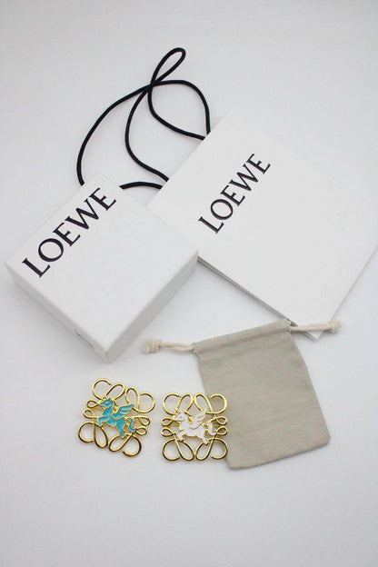 Accessories
60 dhs❤️

Zain122
♥️♥️♥️