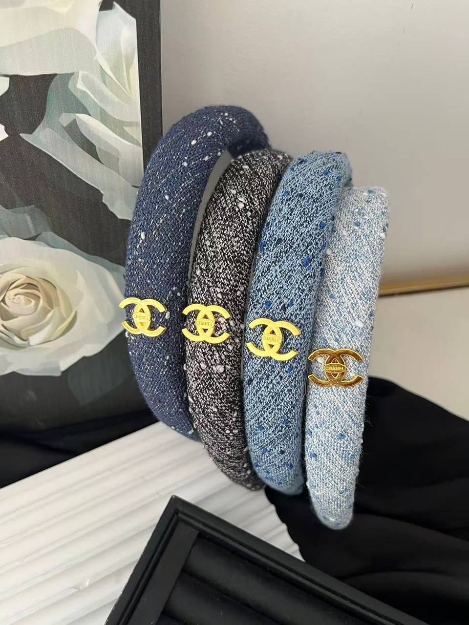 Headband ❤️‍🔥*
good quality 💯
20 dhs🪙🌨️

With boxes 🗃️ 
35 dhs🪙🌨️

Zain216
♥️♥️♥️