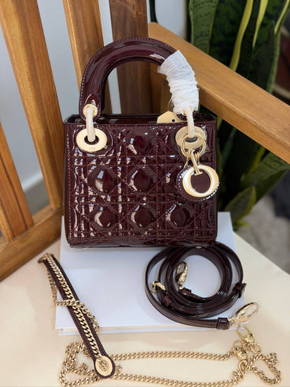 DIOR 💫
Super Master Quality ⚡️
Original Packing 🎁
17cm

For Price 👇 WhatsApp✅
0568585901 
0507557372
0552275751 Owner Zain 👌

Zain321
♥️♥️♥️