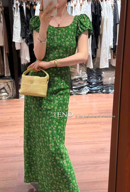 CHANEL 
GOOD QUALITY 
WITH BOX  
110 dhs🇦🇪🇦🇪

Zain295
♥️♥️♥️