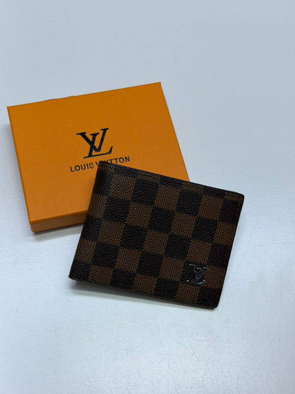 Men's wallet
30 dhs✅
With box
🎁🎁🎁

Zain42
♥️♥️♥️