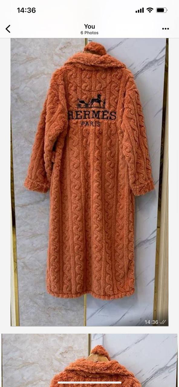 Towel 
230 dhs✅
Size free

Zain231
♥️♥️♥️