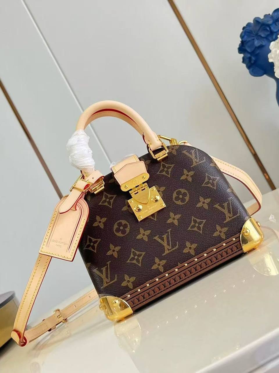 LV Alma Trunk 20 ✅*
*Size 20 cm*
For Price 👇 WhatsApp✅
0568585901 
0507557372
0552275751 Owner Zain 👌

Zain274
♥️♥️♥️