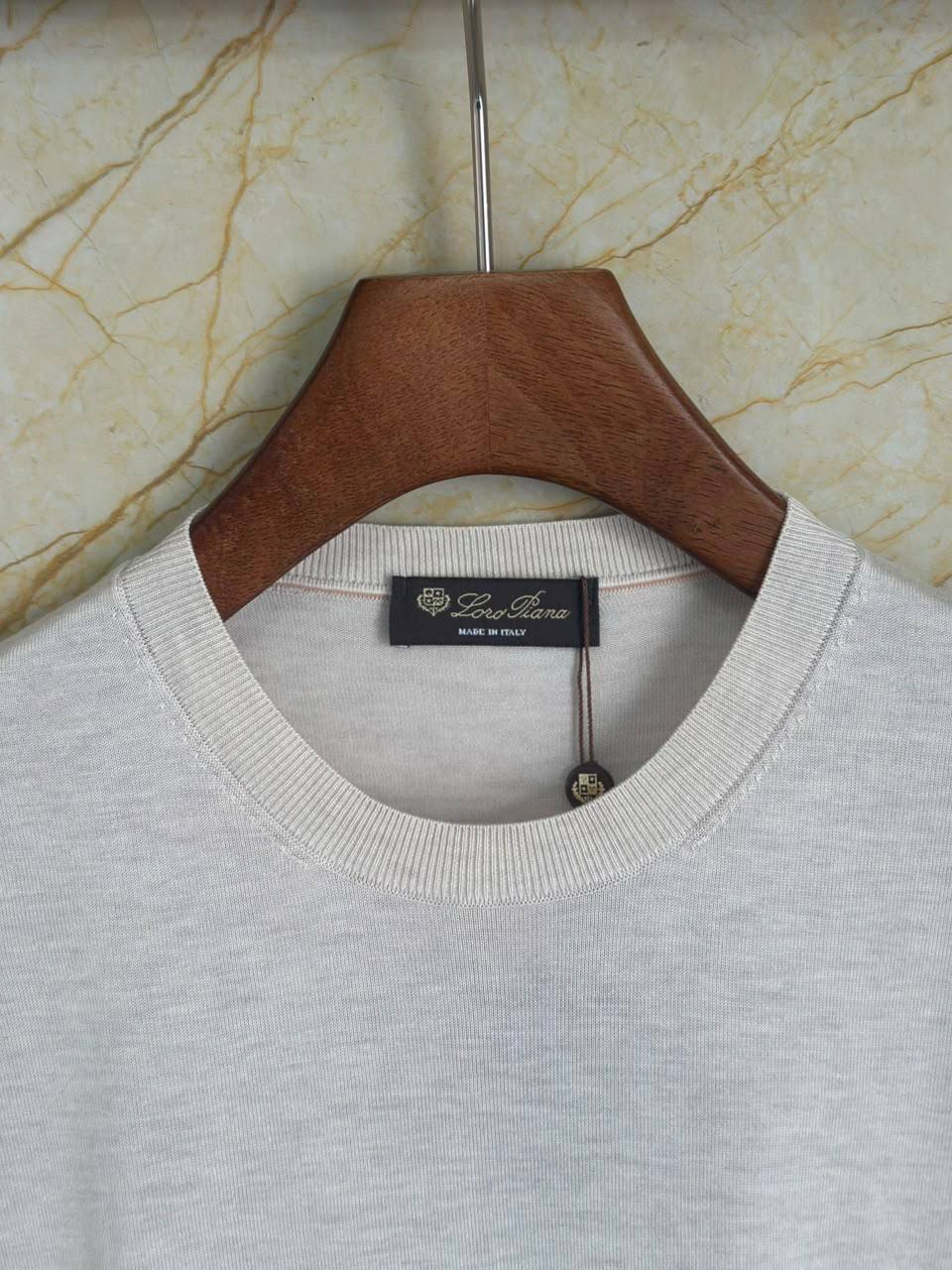 LORO PIANA
Men’s Tshirt
Master Quality 
SMLXLXXL 
320 dhs🇦🇪🇦🇪

Zain276
♥️♥️♥️