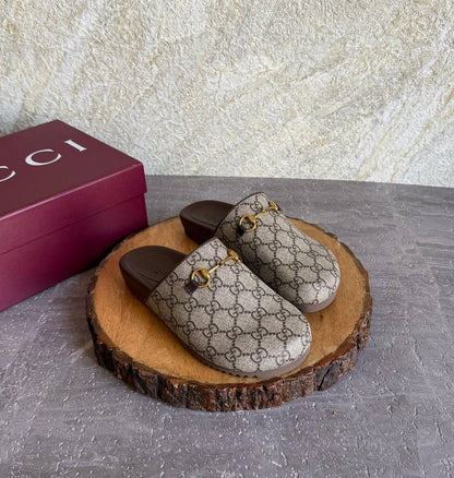 Gucci 
SuperMaster Quality 💯
450 dhs✅
Size: 36-41💥

Zain171
♥️♥️♥️