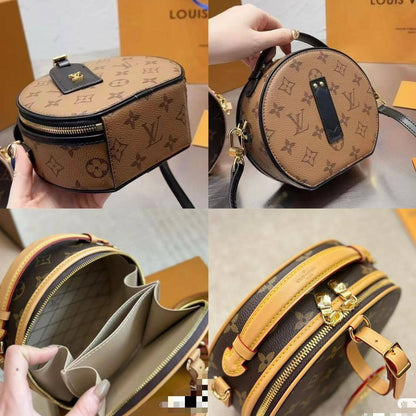 18🌹 LV petite boite 
1⃣️Frist quality +🎁
Size : 18 * 17 cm
85 dhs✅
with box🎁

Zain60
♥️♥️♥️