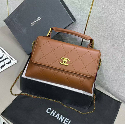 CHANEL
115 dhs❣️

with box.
🎁🎁🎁

Zain38
♥️♥️♥️
