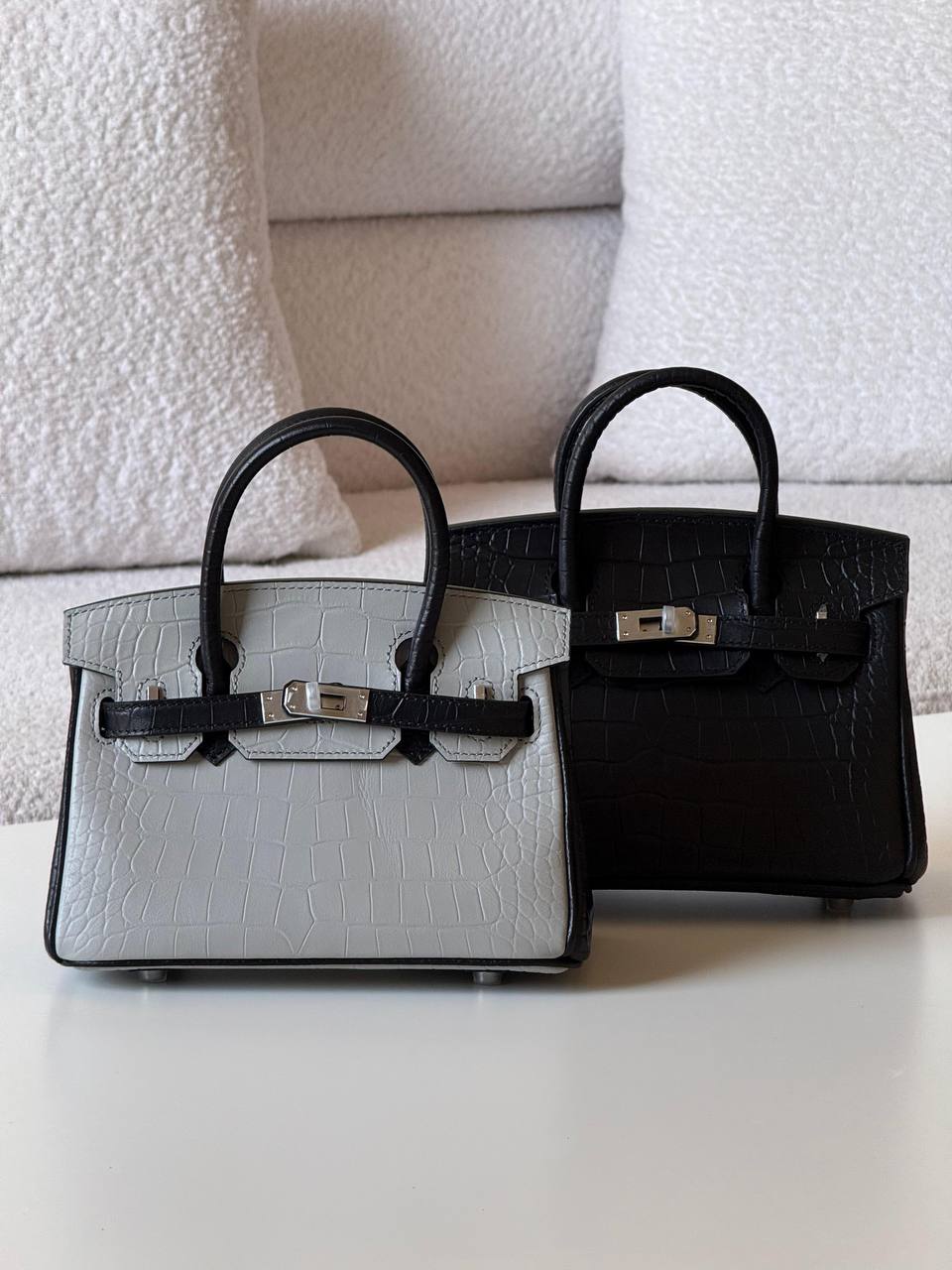 Hermes birkin croc 20cm💕master quality😍

with box❤️
🎁🎁🎁

780 dhs🪙🖤🇦🇪

Zain52
♥️♥️♥️