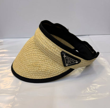 HAT
35 dhs✅

Zain93
♥️♥️♥️