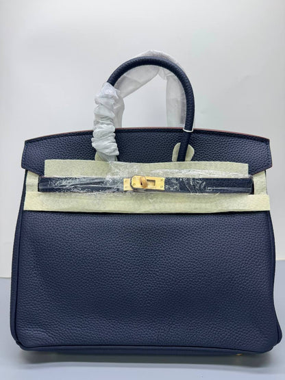 Hermes 
Master❣️❣️
25cm 380 dhs🇦🇪🇦🇪
30cm  410 dhs🇦🇪🇦🇪

Zain141
♥️♥️♥️